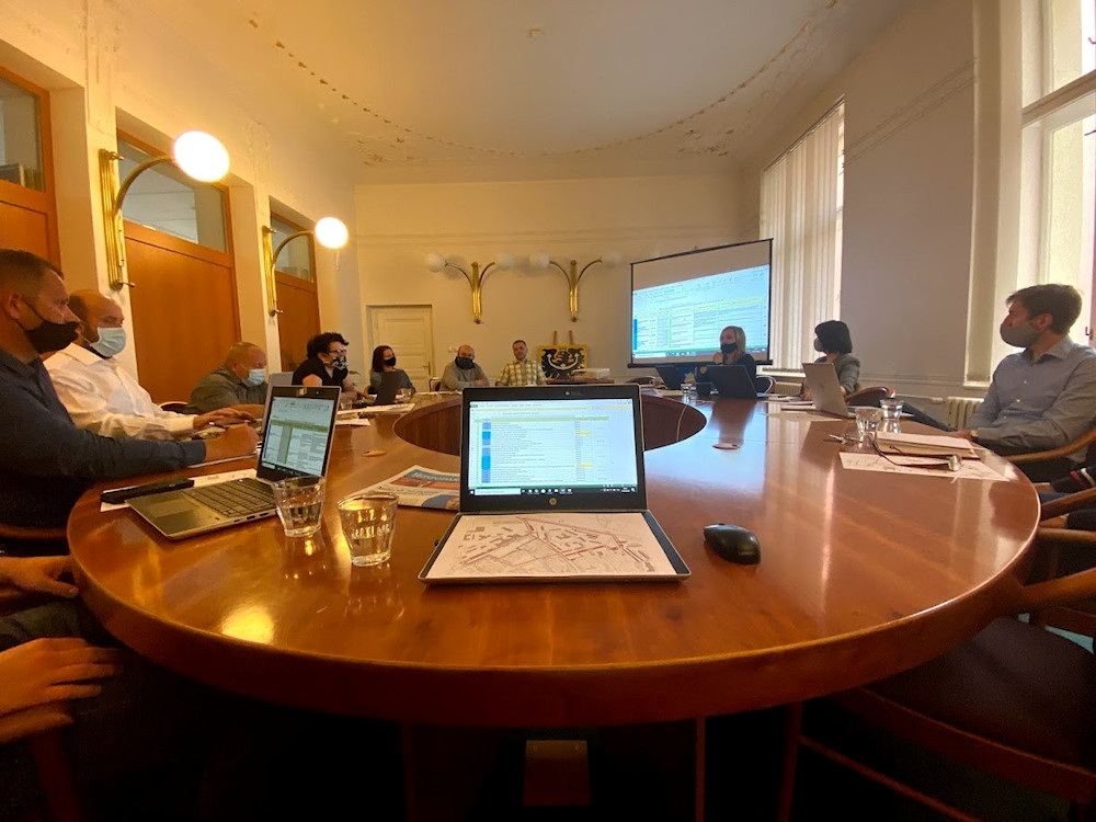 A regular project management consultation at the Krnov City town hall (Mira Vlach on the right)